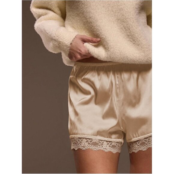 Women's Lace Trim Satin Shorts Shiny Elastic Waist Mini Shorts French Knickers - Picture 4 of 5